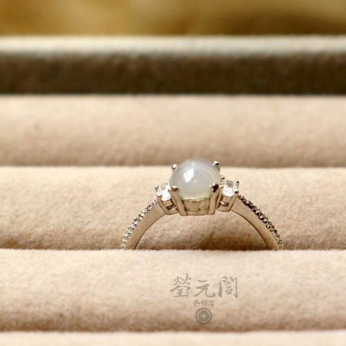 【瑩元閣】《銀鑲冰種蛋面戒》翡翠戒指/天然緬甸玉A貨/可調戒圍925銀/JR-0049-細節圖5