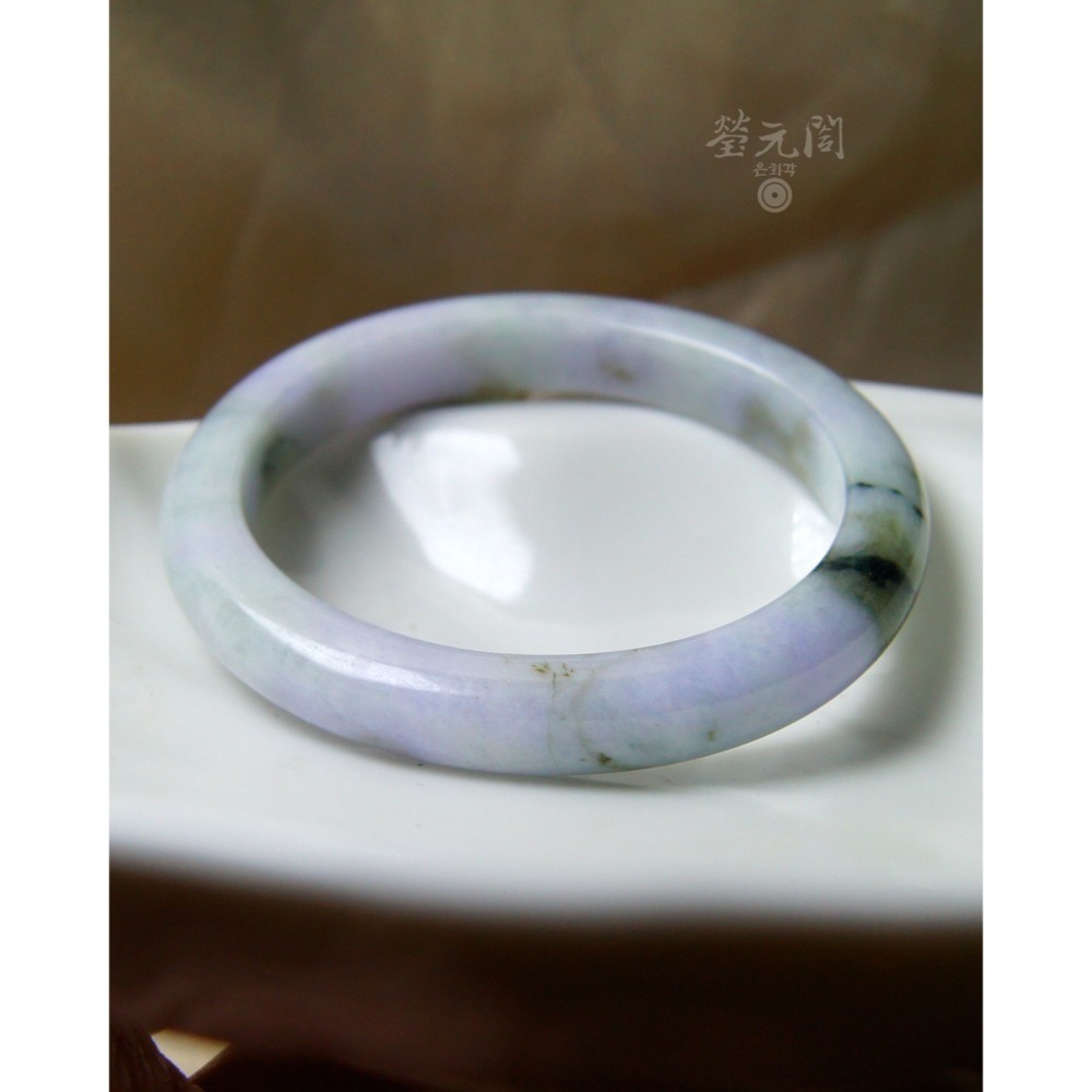 【瑩元閣】《冰糯濃紫春彩咬一口花青》翡翠玉鐲/天然緬甸玉A貨貴妃鐲/手圍16.8/圈口52.8*46/JB-0157台証-細節圖9