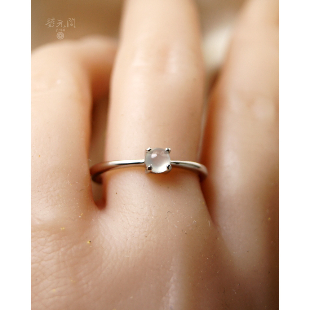 【瑩元閣】《銀鑲玻璃種糖果蛋面戒》翡翠戒指/天然緬甸玉A貨/可調整戒圍925銀/JR-0051-58〘在台現貨當天寄出〙-細節圖4