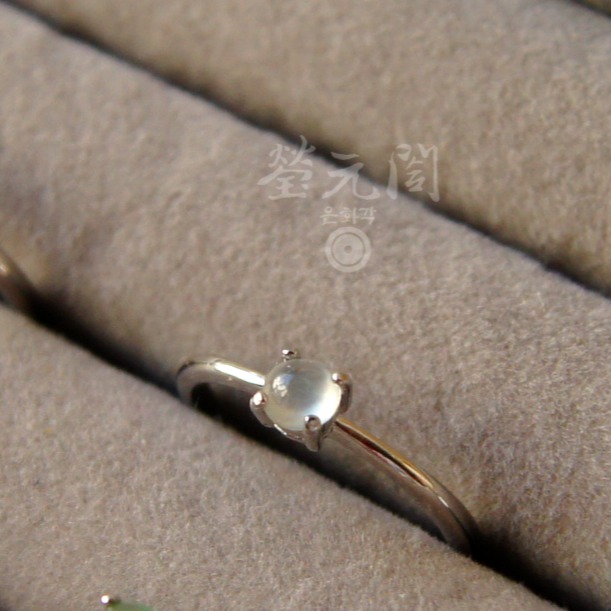 【瑩元閣】《銀鑲玻璃種糖果蛋面戒》翡翠戒指/天然緬甸玉A貨/可調整戒圍925銀/JR-0051-58〘在台現貨當天寄出〙-規格圖10