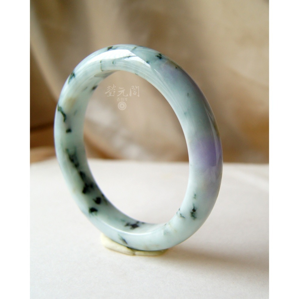 【瑩元閣】海帶芽《冰糯奶綠春彩飄蘭花》天然緬甸玉/翡翠a貨/平安鐲/手圍18.3/圈口56.4/JB-0187現貨【台証-細節圖3