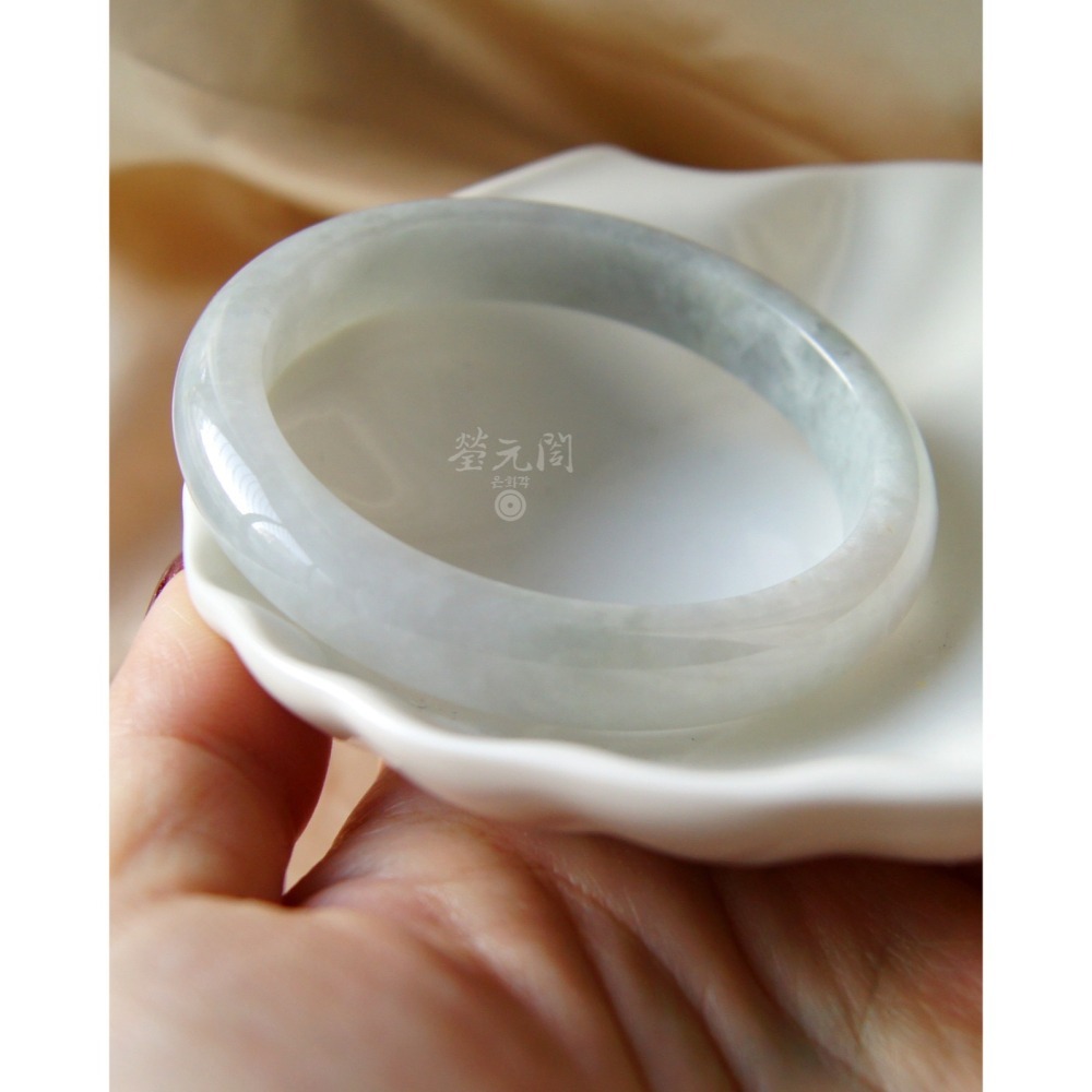 【瑩元閣】《冰種白月光出膠白翡》平安鐲/天然緬甸翡翠a貨/手圍19.1/圈口58.6/JB-0221 在台現貨【含台証】-細節圖5