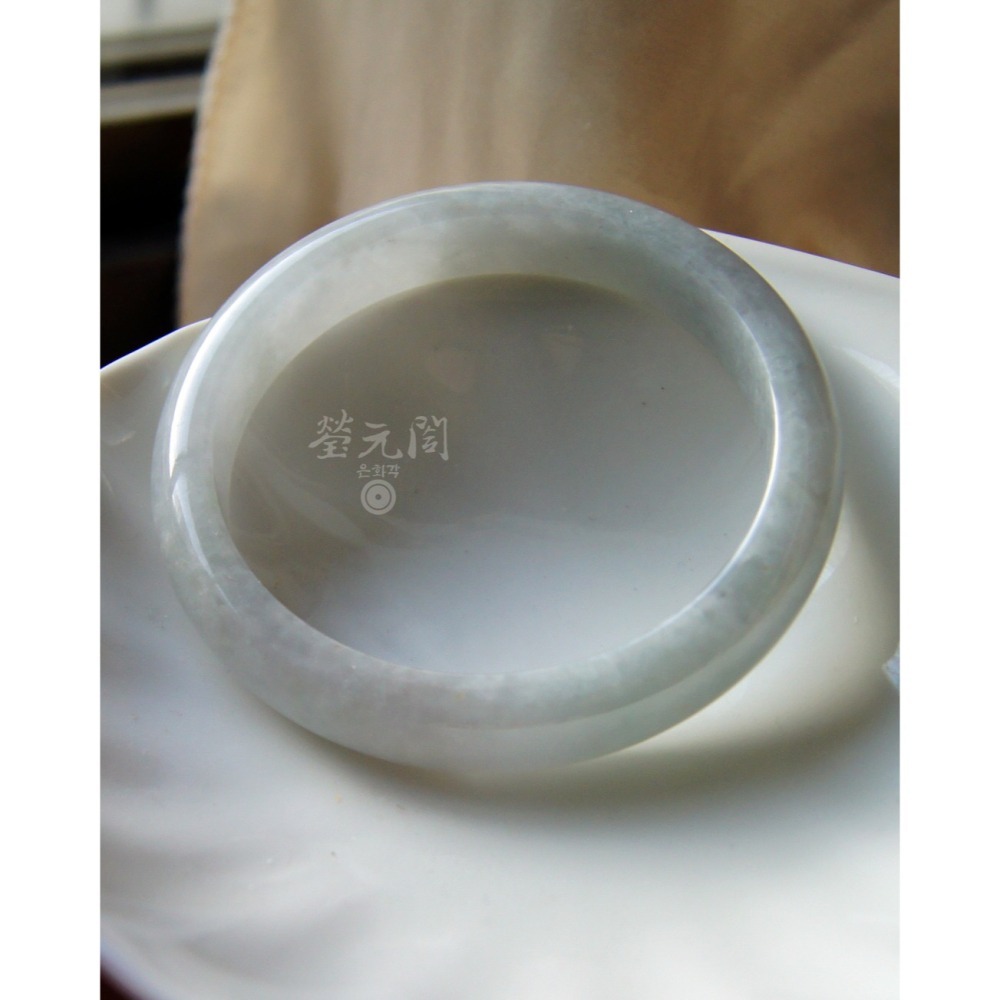 【瑩元閣】《冰種白月光出膠白翡》平安鐲/天然緬甸翡翠a貨/手圍19.1/圈口58.6/JB-0221 在台現貨【含台証】-細節圖7