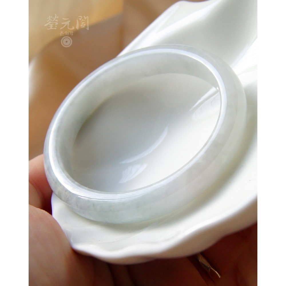 【瑩元閣】《冰種白月光出膠白翡》平安鐲/天然緬甸翡翠a貨/手圍19.1/圈口58.6/JB-0221 在台現貨【含台証】-細節圖9