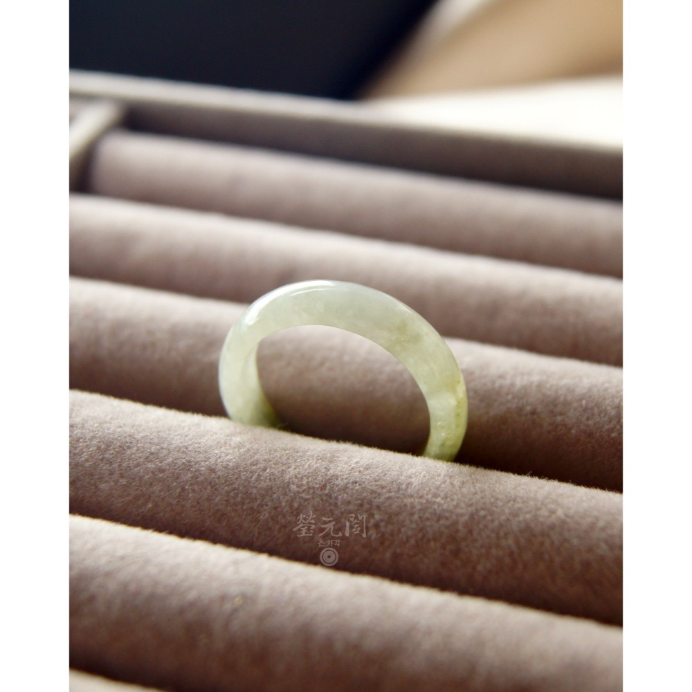 【瑩元閣】《糯冰黃翡半山水玉戒》天然緬甸玉翡翠A貨/翡翠戒指/國際圍14.5/JR-0073現貨在台當天寄出-細節圖6