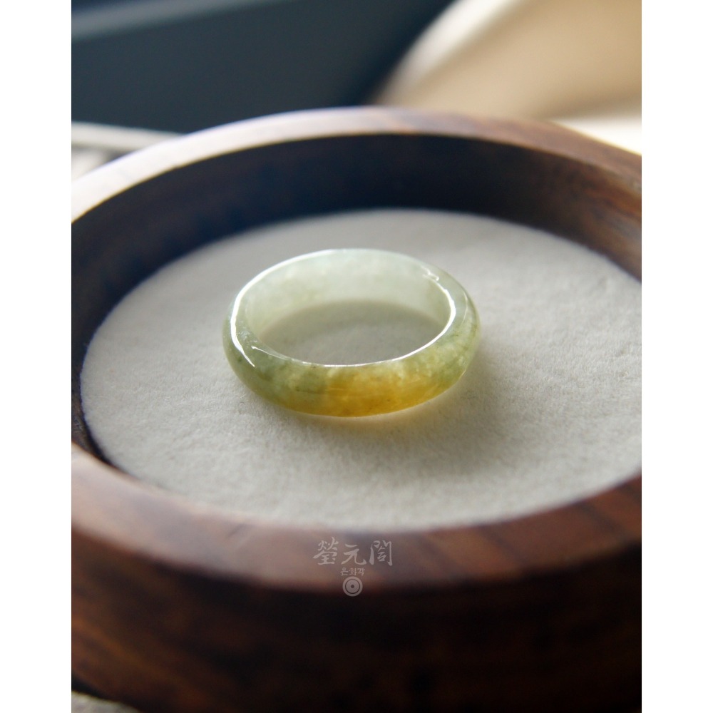 【瑩元閣】《糯冰黃翡半山水玉戒》天然緬甸玉翡翠A貨/翡翠戒指/國際圍14.5/JR-0073現貨在台當天寄出-細節圖7
