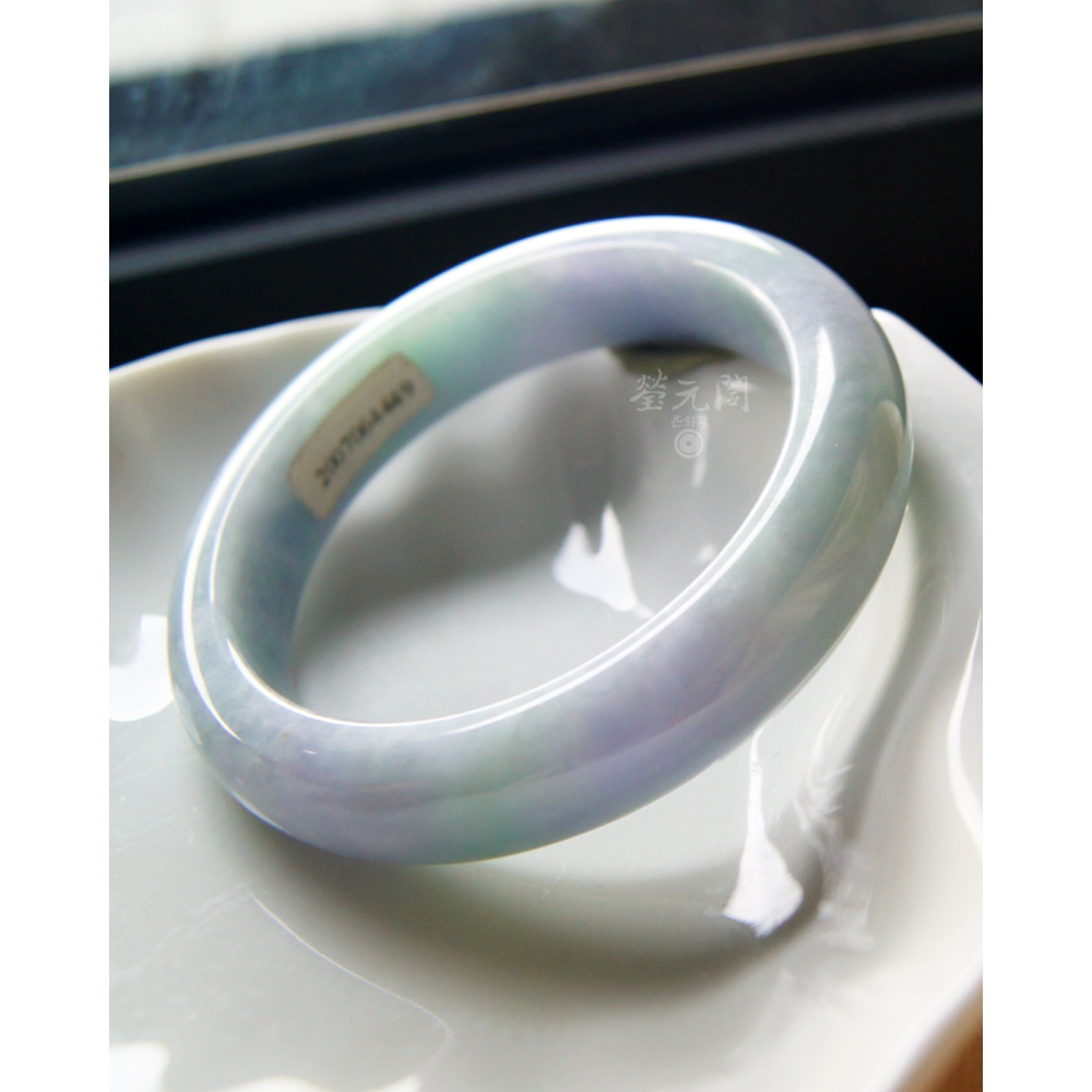 【瑩元閣】《糯冰種濃紫春彩》天然緬甸翡翠a貨/平安鐲/手圍18.8/圈口57.2/JB-0298【附台証】現貨在台當天寄-細節圖2