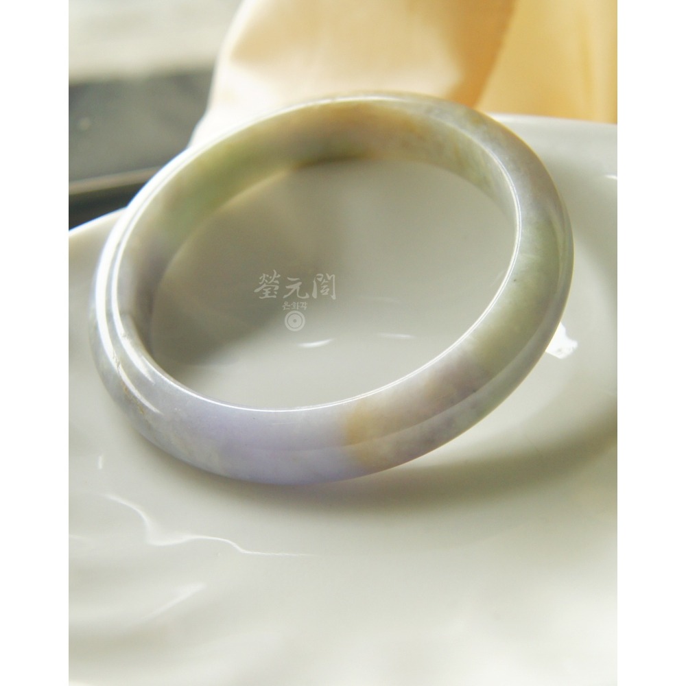 【瑩元閣】《冰芙蓉濃紫羅蘭黃翡相間》天然緬甸翡翠a貨/平安鐲/手圍18.2/圈口55.5/JB-0332現貨在台當天寄出-細節圖3