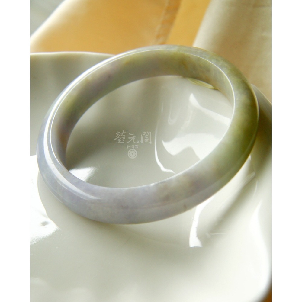 【瑩元閣】《冰芙蓉濃紫羅蘭黃翡相間》天然緬甸翡翠a貨/平安鐲/手圍18.2/圈口55.5/JB-0332現貨在台當天寄出-細節圖8