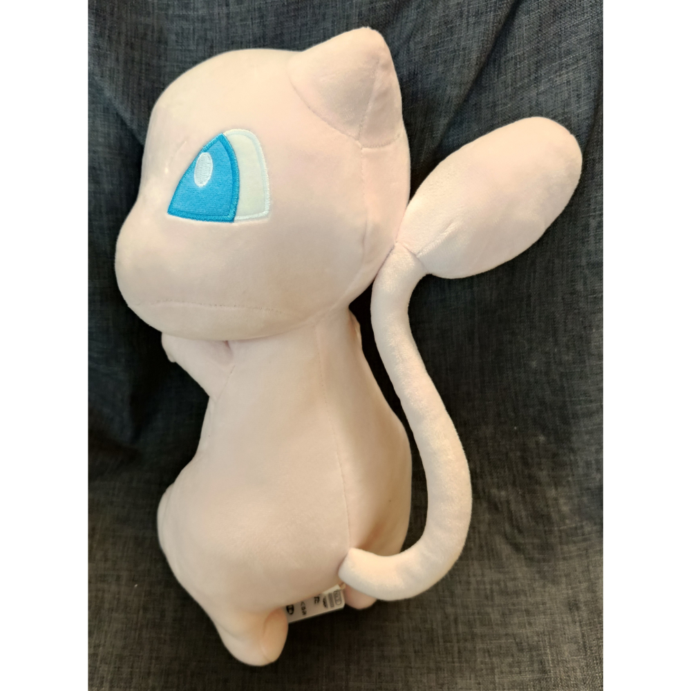 [戰神的店] 神奇寶貝 寶可夢 夢幻 趴姿款 娃娃 玩偶 30公分 日版-細節圖2