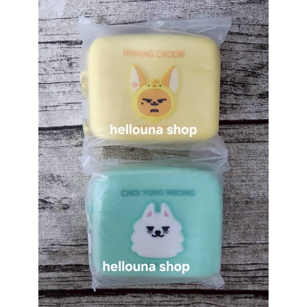 【TXT角巴兔 勇猛 黃春收納包】隨身包萬用包 藍芽耳機收納包 化妝包拉鍊包 官方正版周邊代購 大頭永萌站姿娃娃原皮官娃-細節圖6