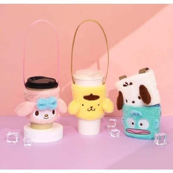 【三麗鷗絨毛杯套 布丁狗 大耳狗 送旅行組】大頭娃娃杯套 大臉 立體耳朵 毛絨絨 杯子外套 7-11聯名 卡通造型 絨布-細節圖2