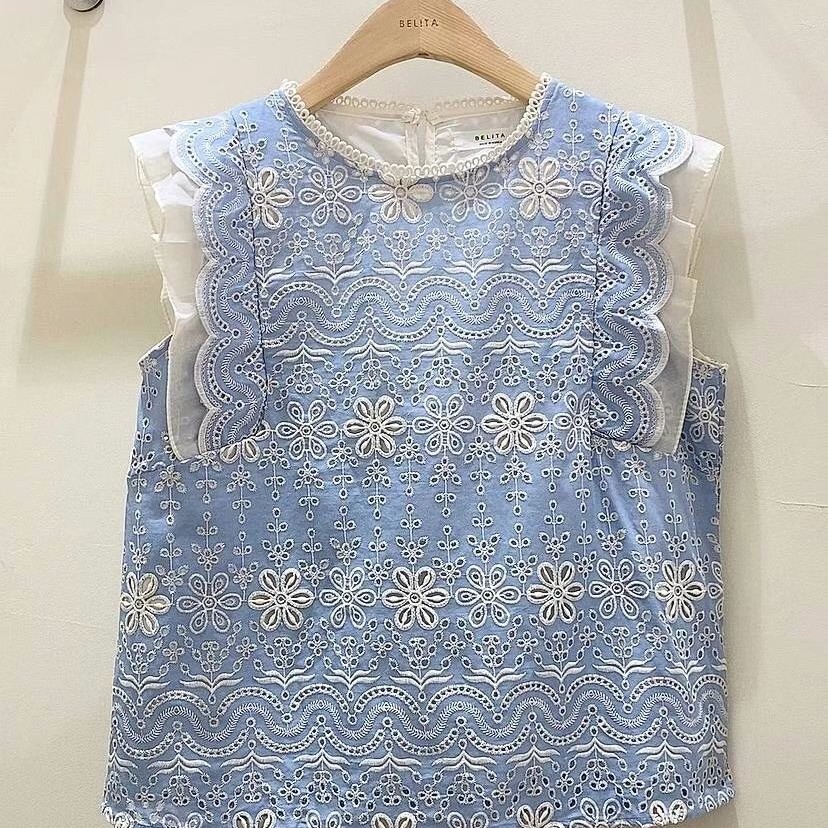 正韓 袖荷蕾絲布上衣 韓國連線 韓國代購 韓國空運3-15331-細節圖3