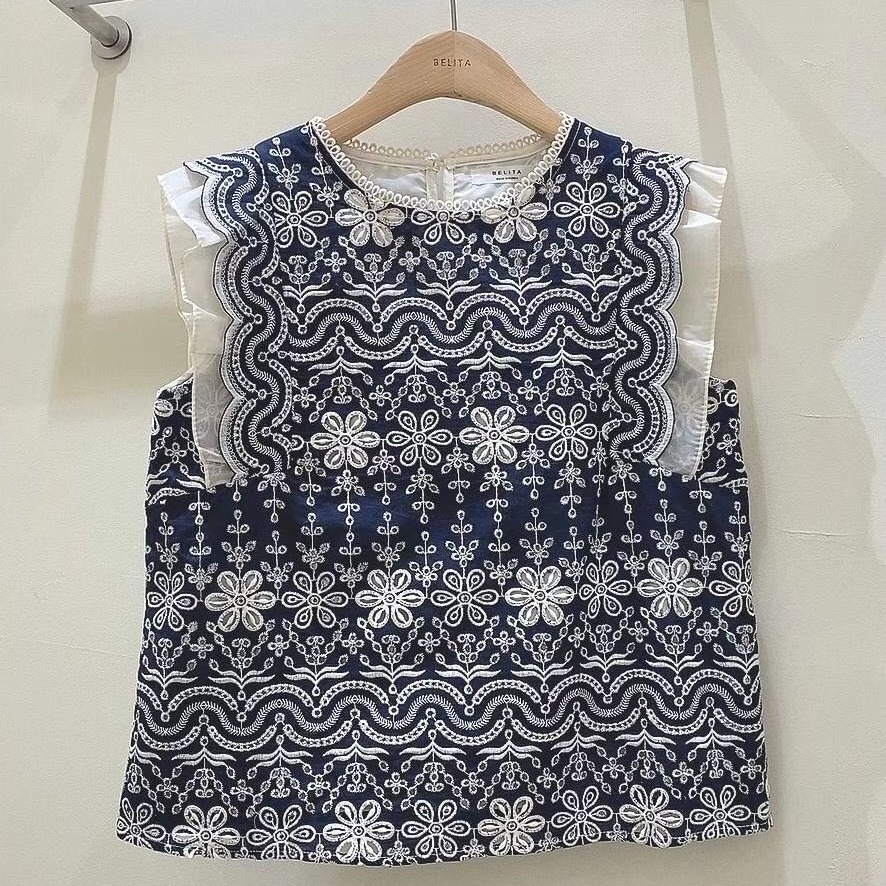 正韓 袖荷蕾絲布上衣 韓國連線 韓國代購 韓國空運3-15331-細節圖4