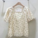 正韓 方領刺繡蕾絲花上衣 韓國連線 韓國代購 韓國空運3-75541-規格圖7