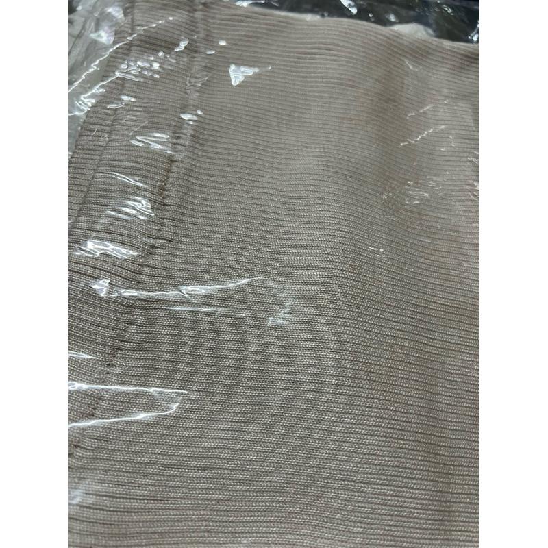 現貨 多種穿法 針織平口上衣 繞脖綁帶上衣 削肩背心 針織背心 平口背心 綁結上衣 綁結背心 外搭背心 彈力背心-細節圖9