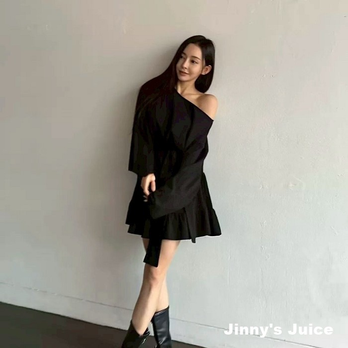 現貨 韓國斜肩膀帶洋裝 斜肩洋裝 綁帶洋裝 荷葉裙洋裝 長袖洋裝 斜肩長袖洋裝 露肩洋裝 韓國洋裝 傘裙洋裝 韓系洋裝-細節圖8