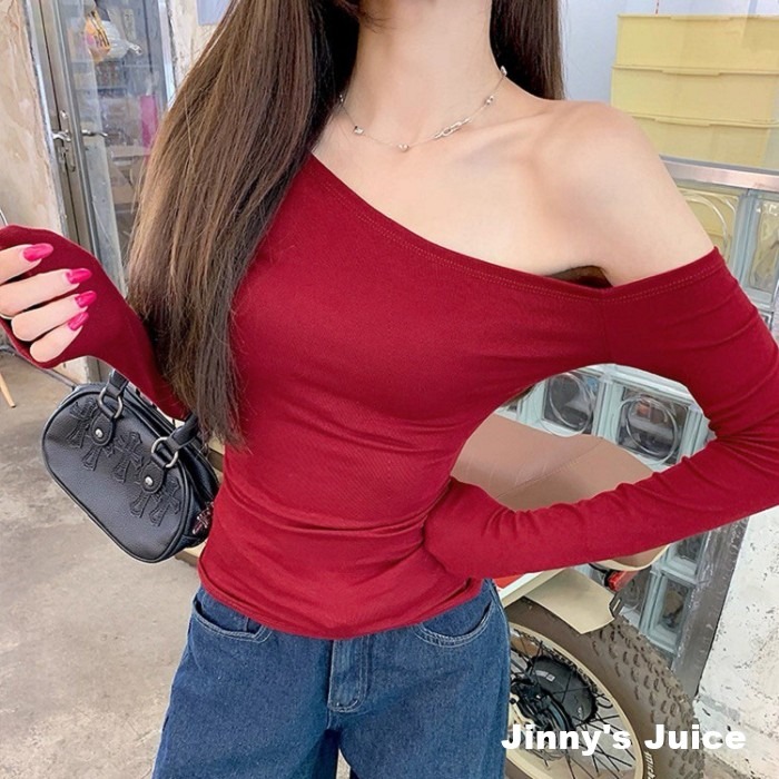 現貨❤️斜肩性感合身上衣 露肩上衣 長袖上衣 斜肩上衣 素色上衣 薄長袖 斜肩長袖上衣 秋冬上衣 薄素T 合身上衣-細節圖6