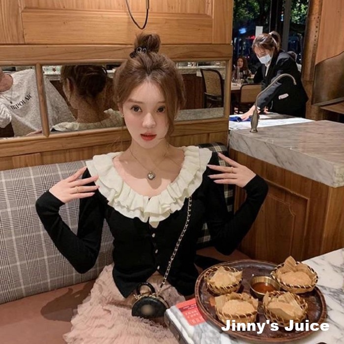 現貨 荷葉邊針織上衣 黑色上衣 紅色上衣 排釦上衣 一字領上衣 荷葉邊上衣 針織上衣 秋冬上衣 百搭上衣 氣質上衣-細節圖2