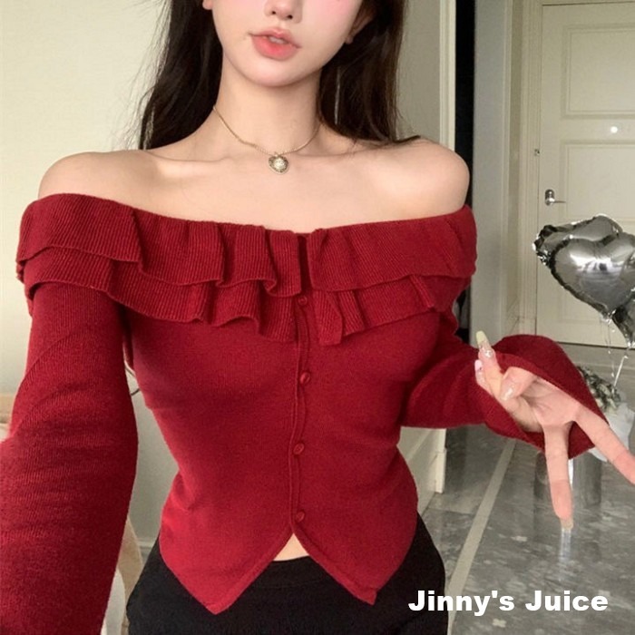 現貨 荷葉邊針織上衣 黑色上衣 紅色上衣 排釦上衣 一字領上衣 荷葉邊上衣 針織上衣 秋冬上衣 百搭上衣 氣質上衣-細節圖3