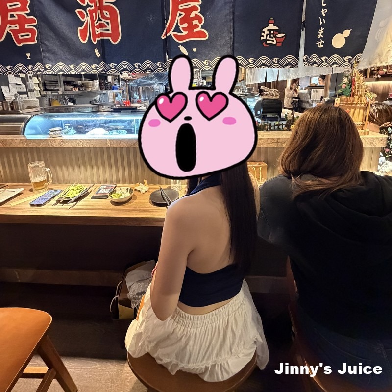 現貨 性感削肩露背掛脖背心 胸墊背心 露背背心 胸墊露背背心 胸墊掛脖背心 襯衫領背心 削肩背心 掛脖背心 小可愛-細節圖6