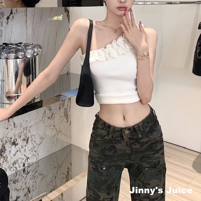 現貨 花邊時尚斜肩針織背心 斜肩背心 花邊背心 斜肩上衣 波浪邊上衣 針織背心 造型上衣 造型背心 短版背心 外搭背心-細節圖2