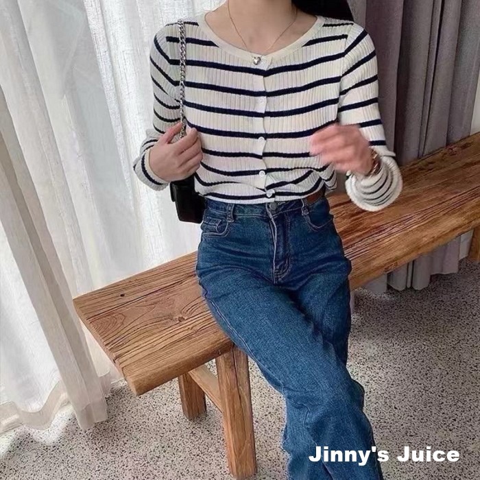 現貨 超級舒服百搭薄外套 軟糯外套 薄外套 條紋外套 短版外套 百搭外套 小外套 罩衫 排扣上衣 素色外套 針織外套-細節圖5