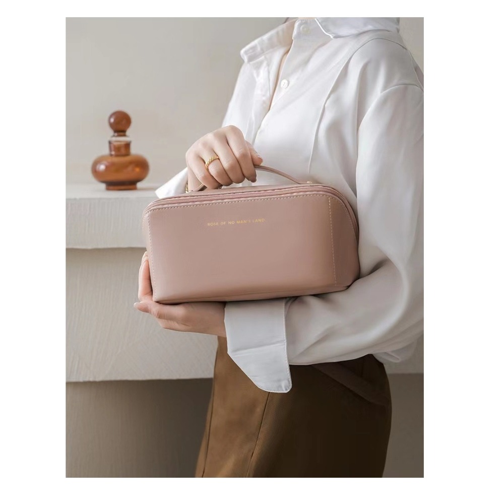 【台灣現貨】化妝包女大容量便攜ins高級感網紅2023新款旅行化妝品洗漱收納袋 收納包收納袋化妝包大容量包-細節圖8