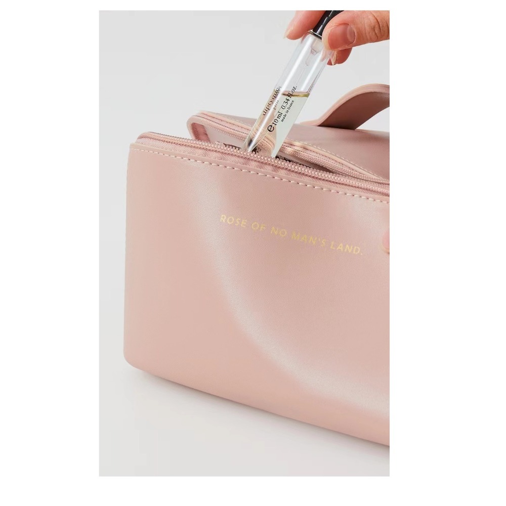 【台灣現貨】化妝包女大容量便攜ins高級感網紅2023新款旅行化妝品洗漱收納袋 收納包收納袋化妝包大容量包-細節圖10