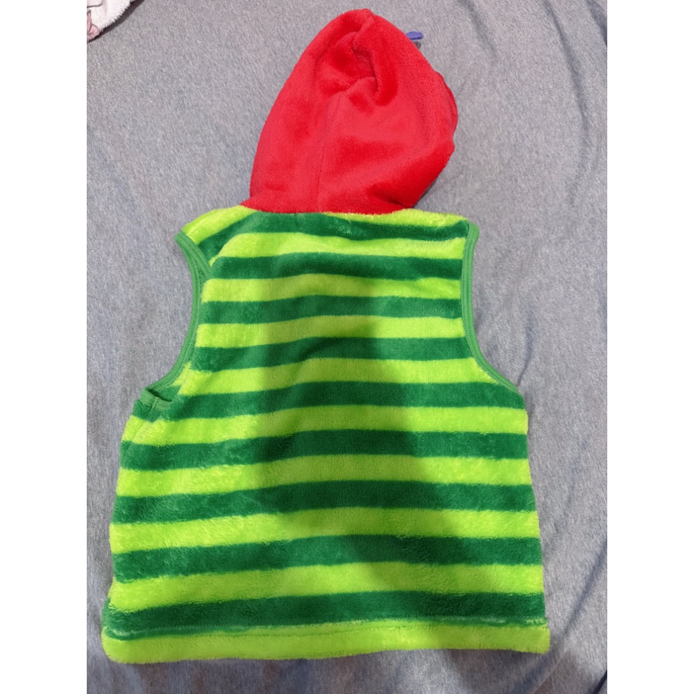 全新 日本西松屋購入 好餓的毛毛蟲 珊瑚絨連帽保暖背心 95cm-細節圖2