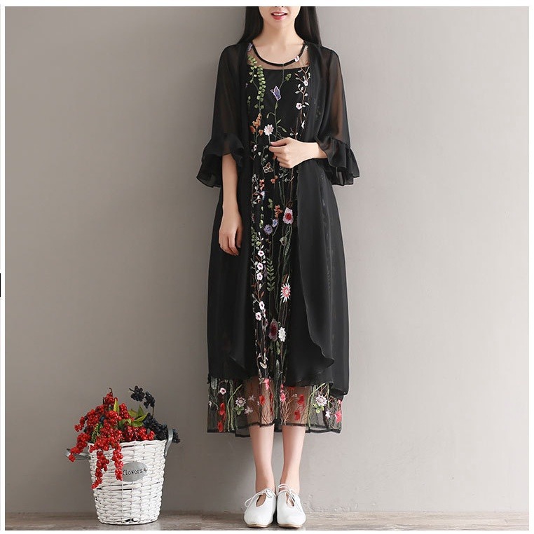 現貨黑1件_078037-LE2393日韓原單森林系女孩仙女飄飄無扣不規則下擺透視寬鬆荷葉喇叭袖七分袖長款雪紡外套-細節圖2