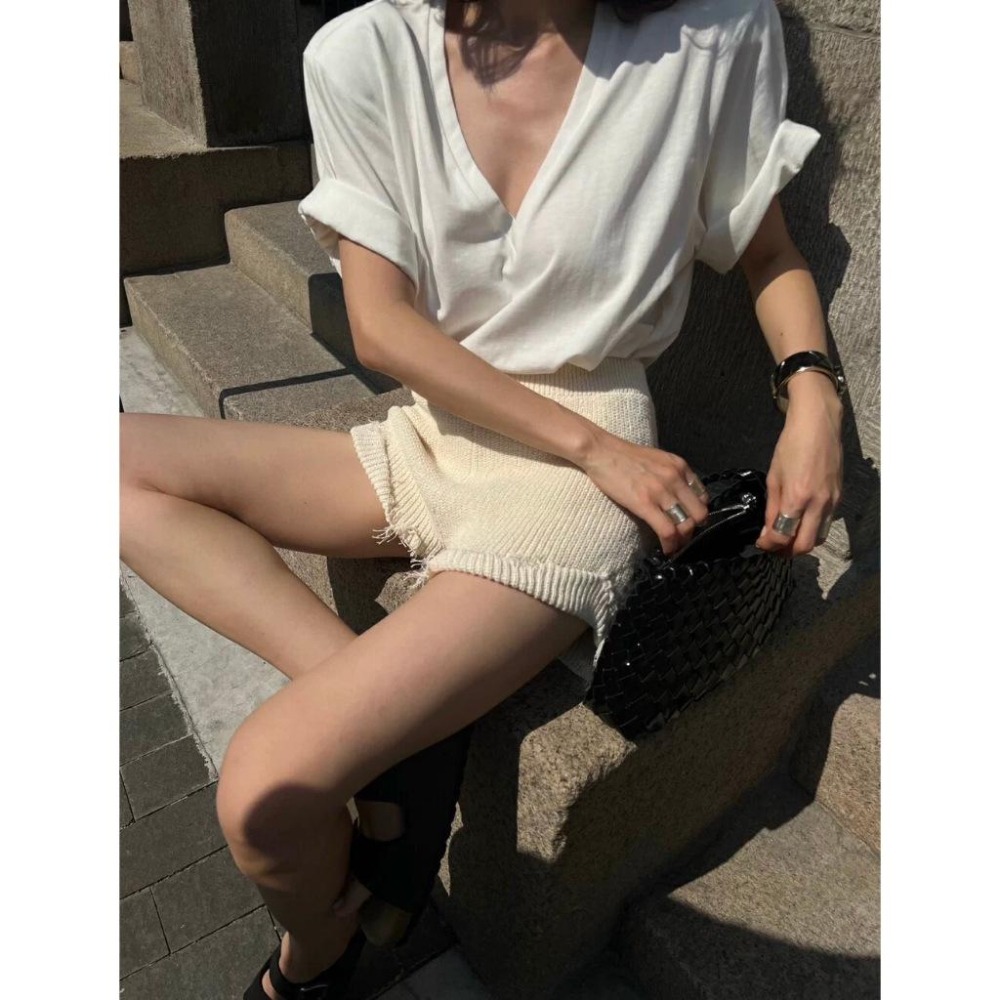 【Chichic Girl 齊克女孩】 針織破損感不修邊針織短褲-細節圖6