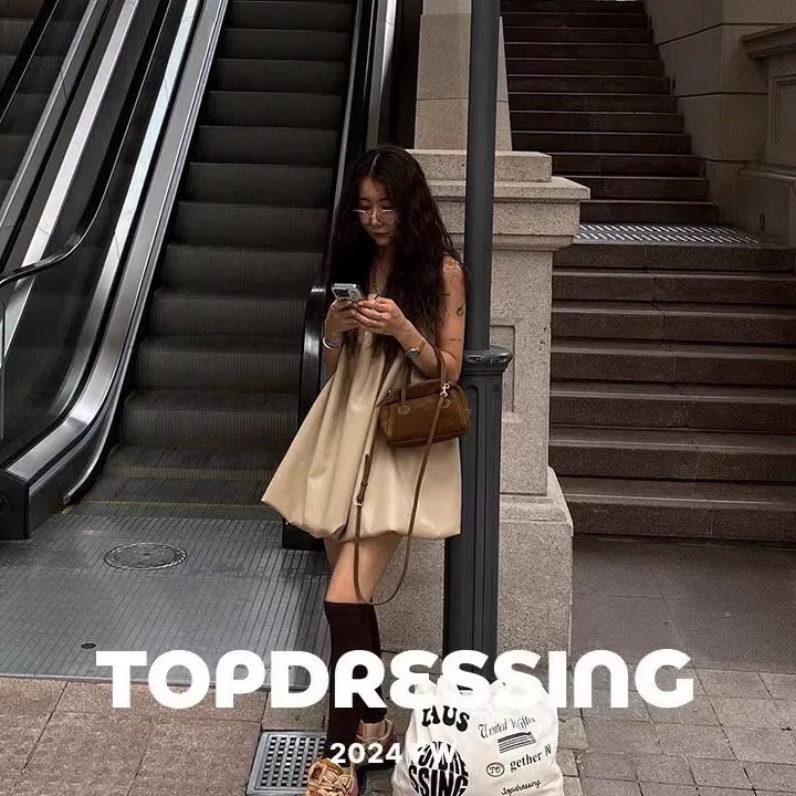 24hr現貨在台《HSS韓國代購》正韓 🇰🇷 東大門 May May款皮質花苞洋裝-細節圖9