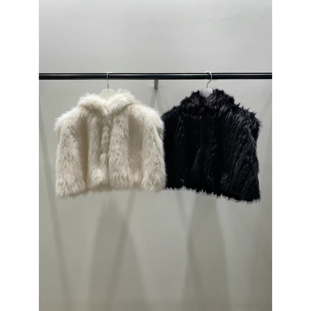 《HSS 韓國代購》正韓 🇰🇷 東大門  Maymay款 連帽兔毛皮草開扣短版罩衫-細節圖11