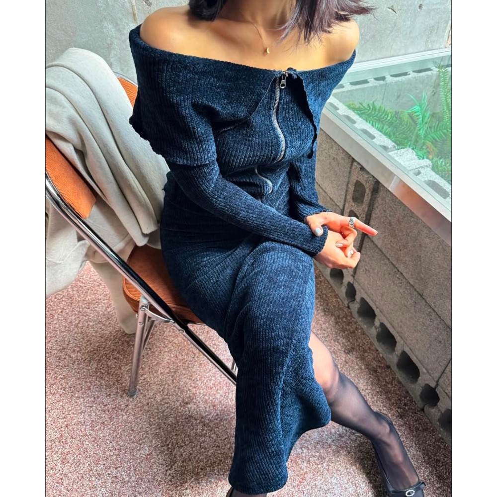 《HSS 韓國代購》正韓 🇰🇷 東大門 露肩針織拉鍊翻領上衣/針織坑條長裙-細節圖4