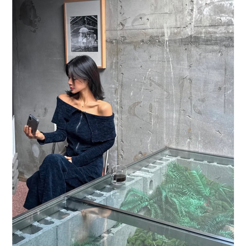 《HSS 韓國代購》正韓 🇰🇷 東大門 露肩針織拉鍊翻領上衣/針織坑條長裙-細節圖5