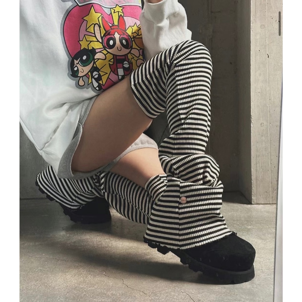 《HSS 韓國代購》正韓 🇰🇷 東大門  Y2K女孩今年必備❤️膝上襪套 條紋襪套-細節圖5