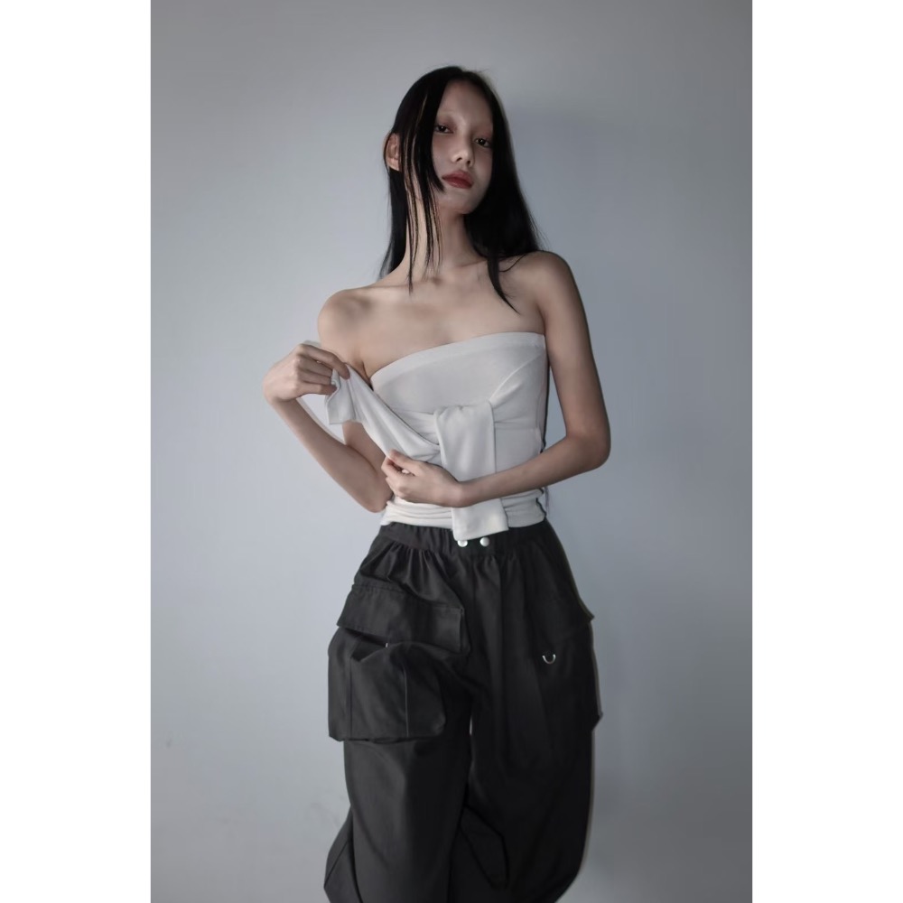 《HSS 韓國代購》正韓 🇰🇷 東大門  平口綁帶2穿露肩長袖上衣/內搭小包袖素T-細節圖2