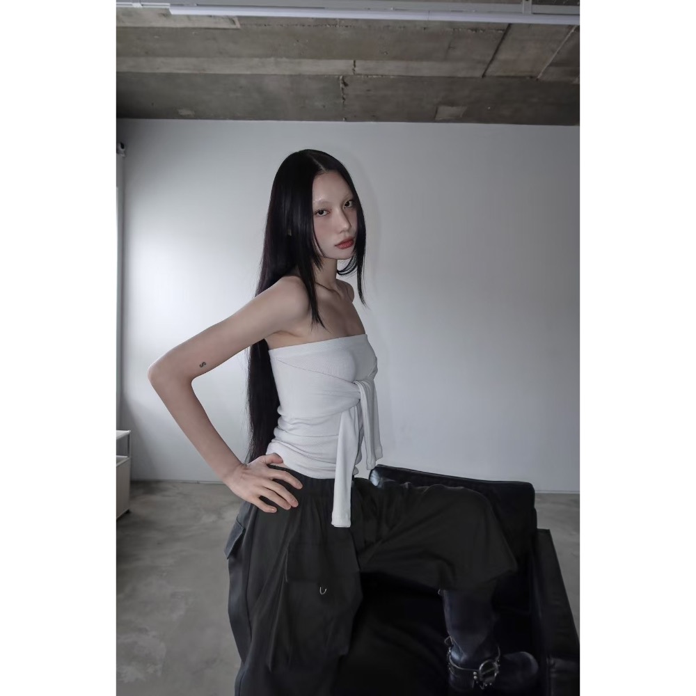 《HSS 韓國代購》正韓 🇰🇷 東大門  平口綁帶2穿露肩長袖上衣/內搭小包袖素T-細節圖3