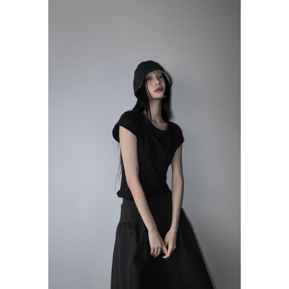 《HSS 韓國代購》正韓 🇰🇷 東大門  平口綁帶2穿露肩長袖上衣/內搭小包袖素T-細節圖8