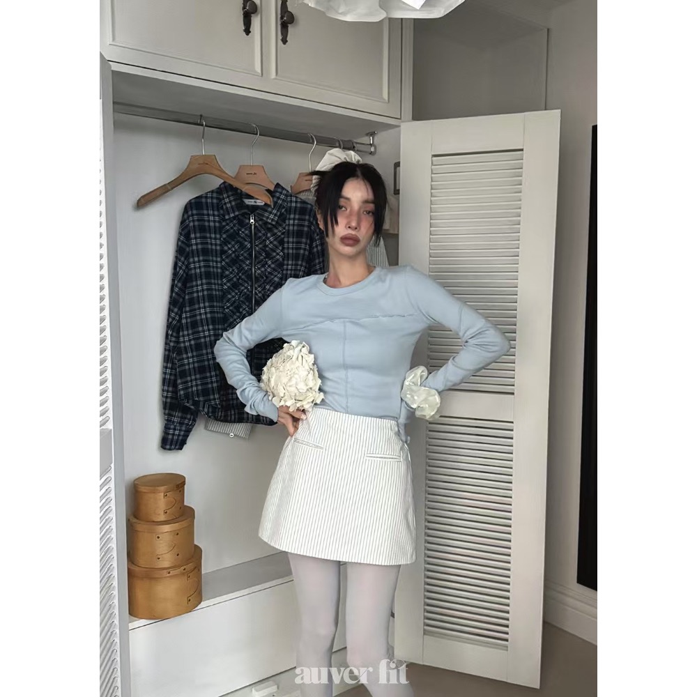 《HSS 韓國代購》正韓 🇰🇷 東大門 - 木耳鬚邊純色早春百搭長袖上衣-細節圖3