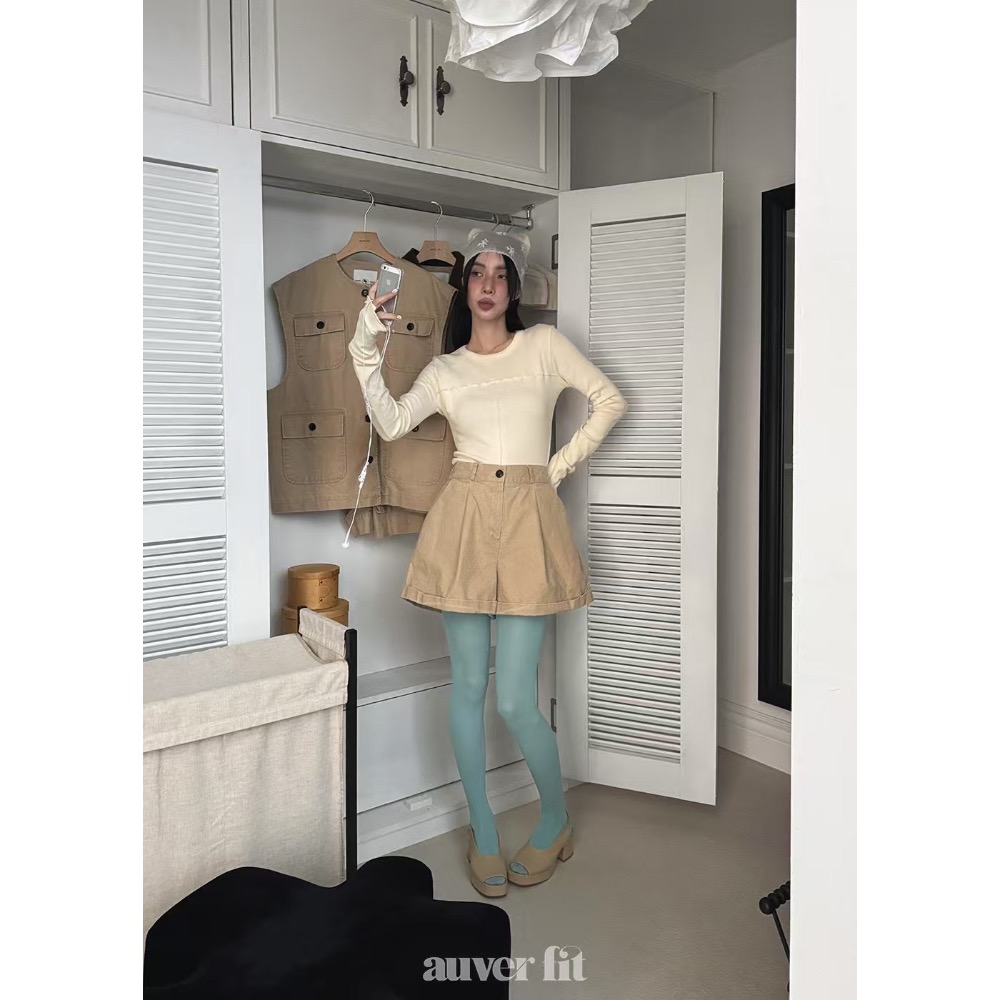 《HSS 韓國代購》正韓 🇰🇷 東大門 - 木耳鬚邊純色早春百搭長袖上衣-細節圖9