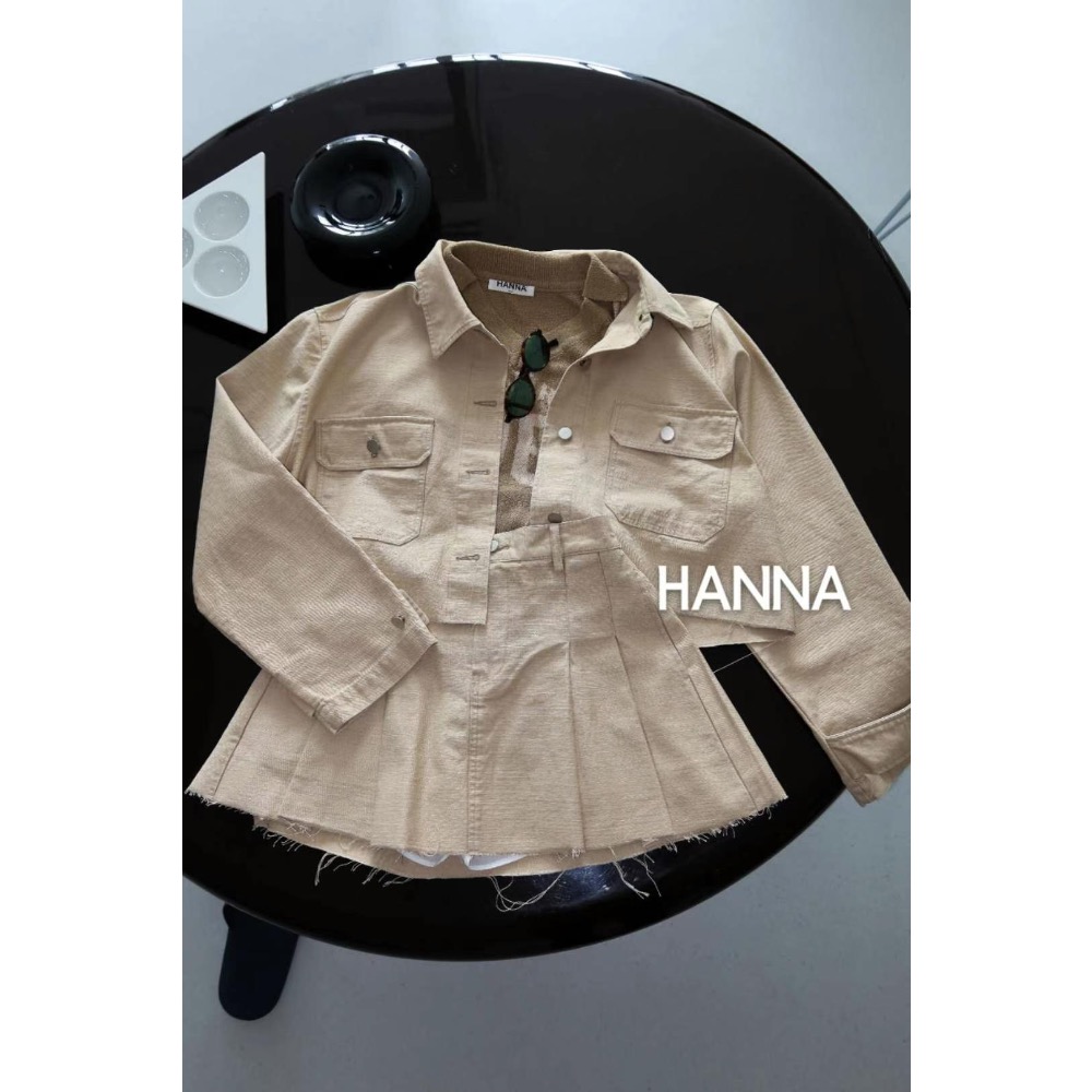 《HSS 韓國代購》正韓 🇰🇷 東大門 V領古著風數字線條復古運動針織衫/不收邊造形高腰百褶裙（安全褲）-細節圖5