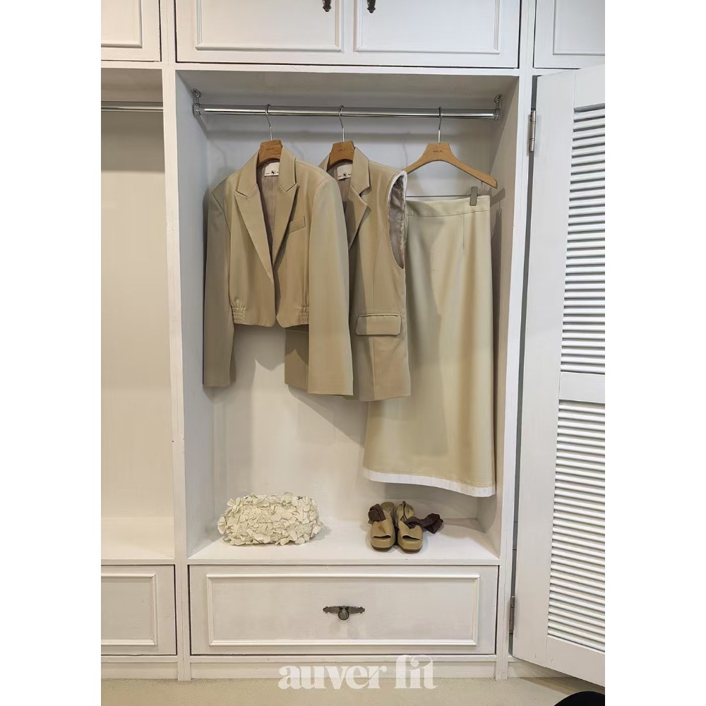 《HSS 韓國代購》正韓 🇰🇷 東大門 短版側縮口西裝外套/西裝式背心外套-細節圖11