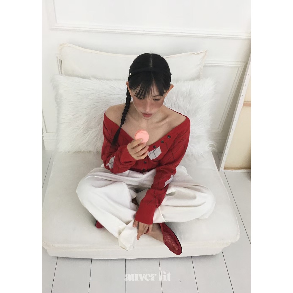 《HSS 韓國代購》正韓 🇰🇷 東大門   學院風針織露肩大V領開襟衫-細節圖3