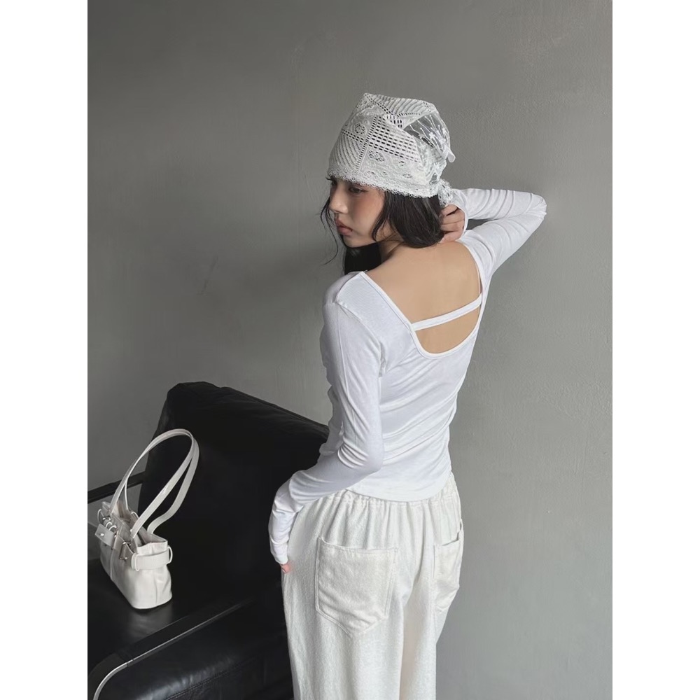 《HSS 韓國代購》正韓 🇰🇷 東大門 後露背露肩 修身馬甲線 純色薄長袖上衣-細節圖4