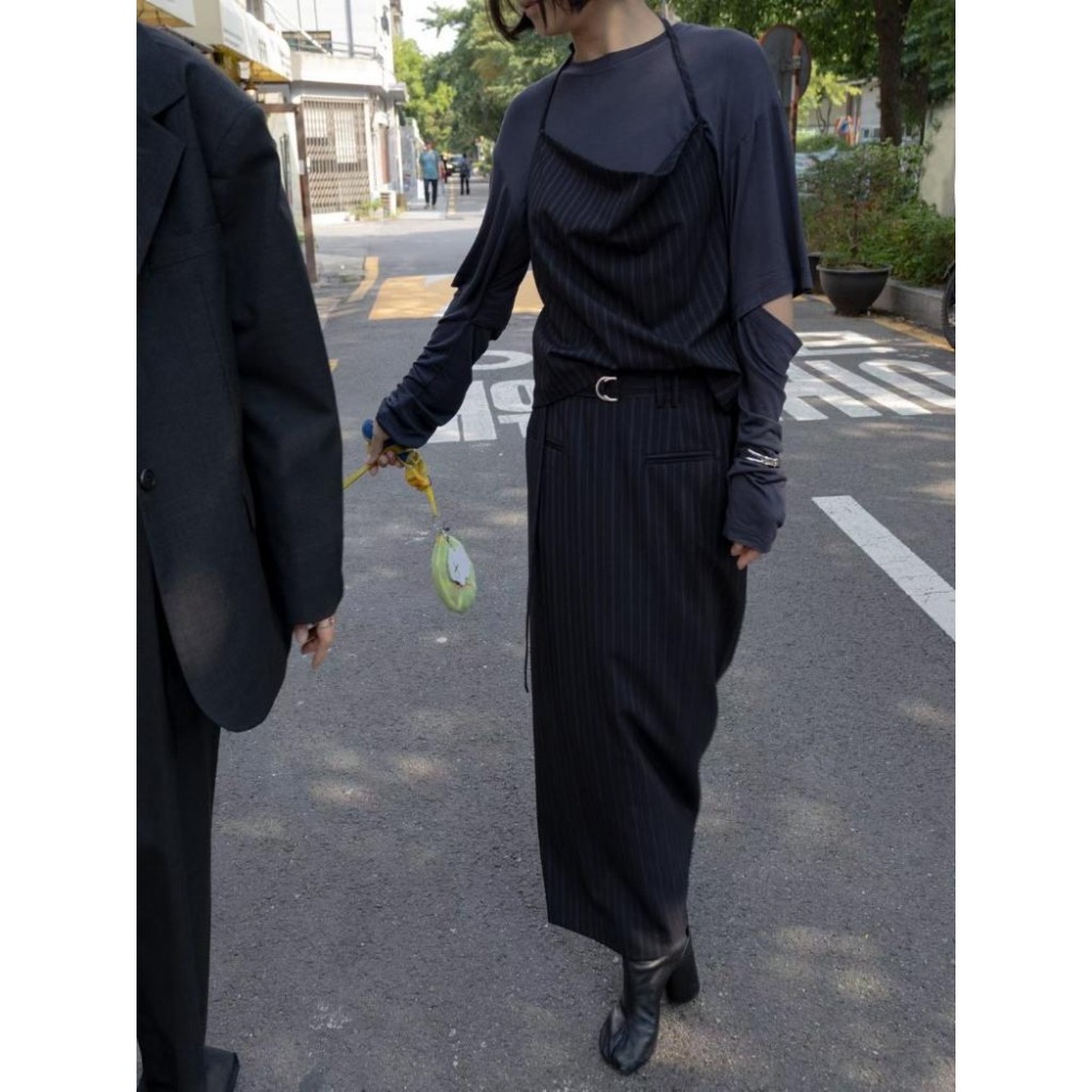 Twins 🇰🇷 韓國代購 東大門 正韓 早秋款 繞脖垂領條紋背心/平口袋條紋長裙(附腰帶)-細節圖9