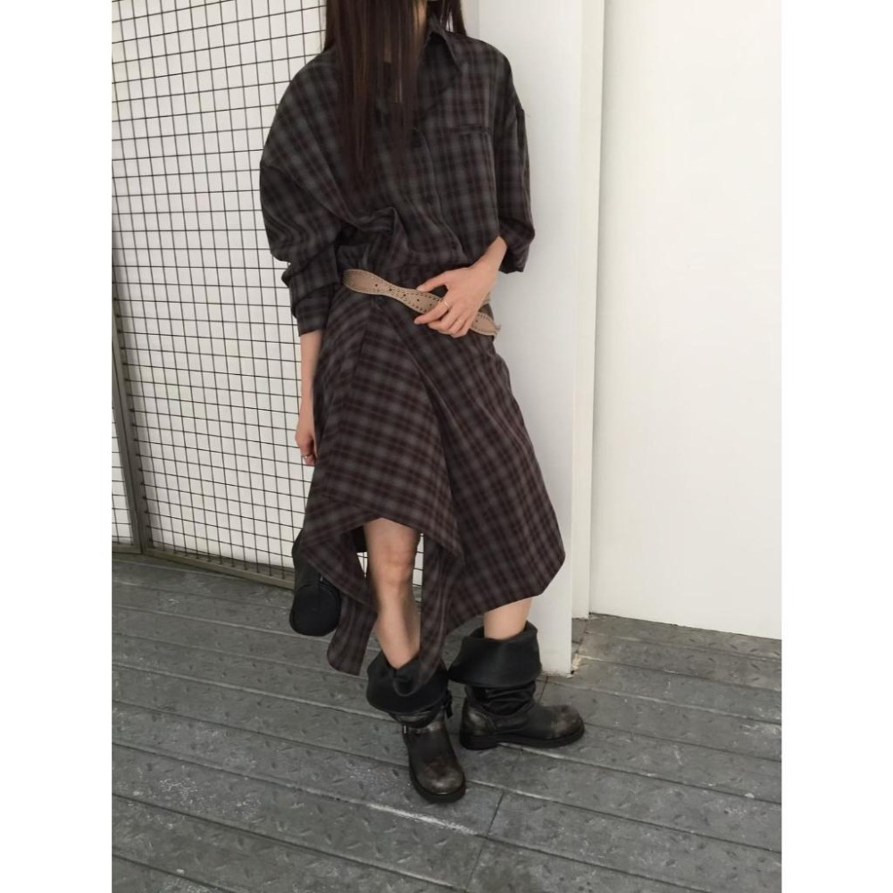 Twins 🇰🇷 韓國代購 東大門 正韓 早秋款 格子襯衫+不規則長裙Set-細節圖2