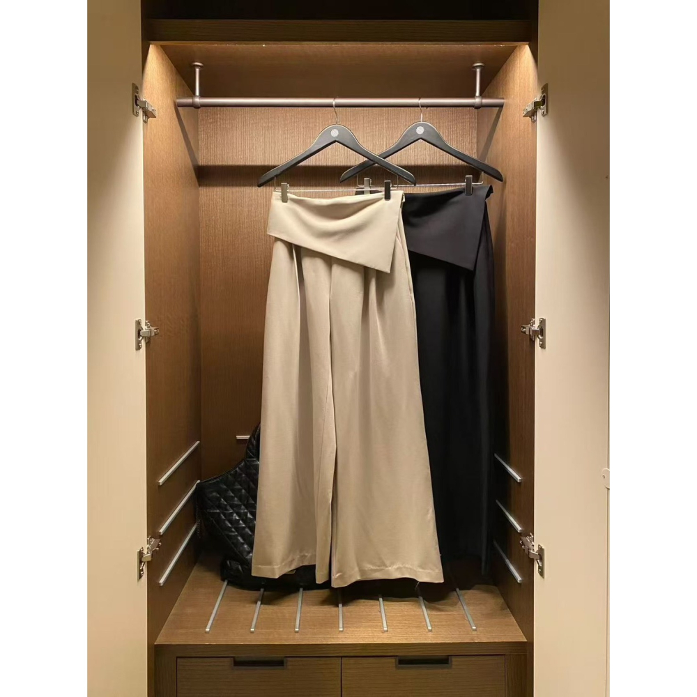 Twins 🇰🇷 韓國代購 東大門 正韓 早秋款 側邊翻領顯瘦休閒褲-細節圖11