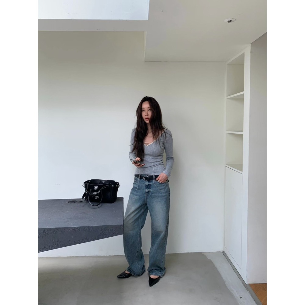 Twins 🇰🇷 韓國代購 東大門 正韓 早秋款 V領綁繩長袖上衣-細節圖3